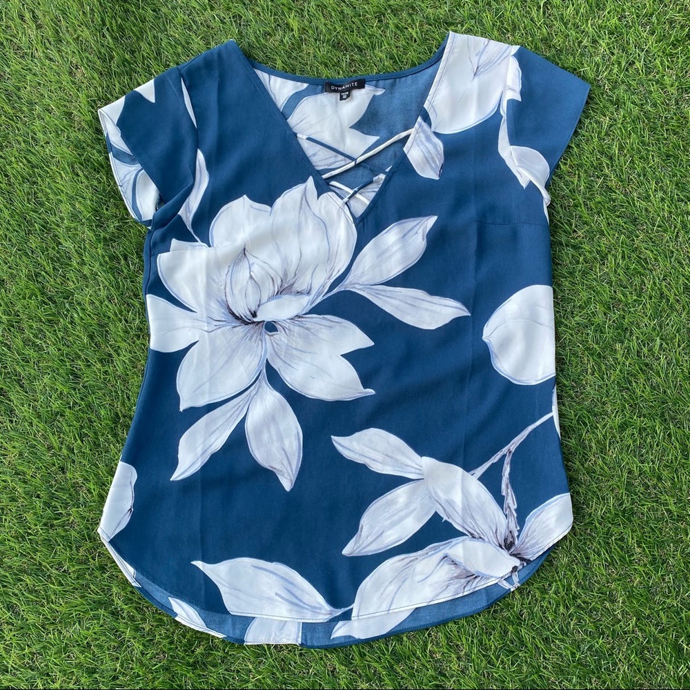 Dynamite short sleeve top